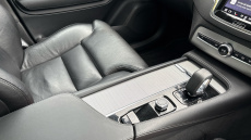 Volvo XC90 2.0 B5D [235] Plus Dark 5dr AWD Geartronic Diesel Estate